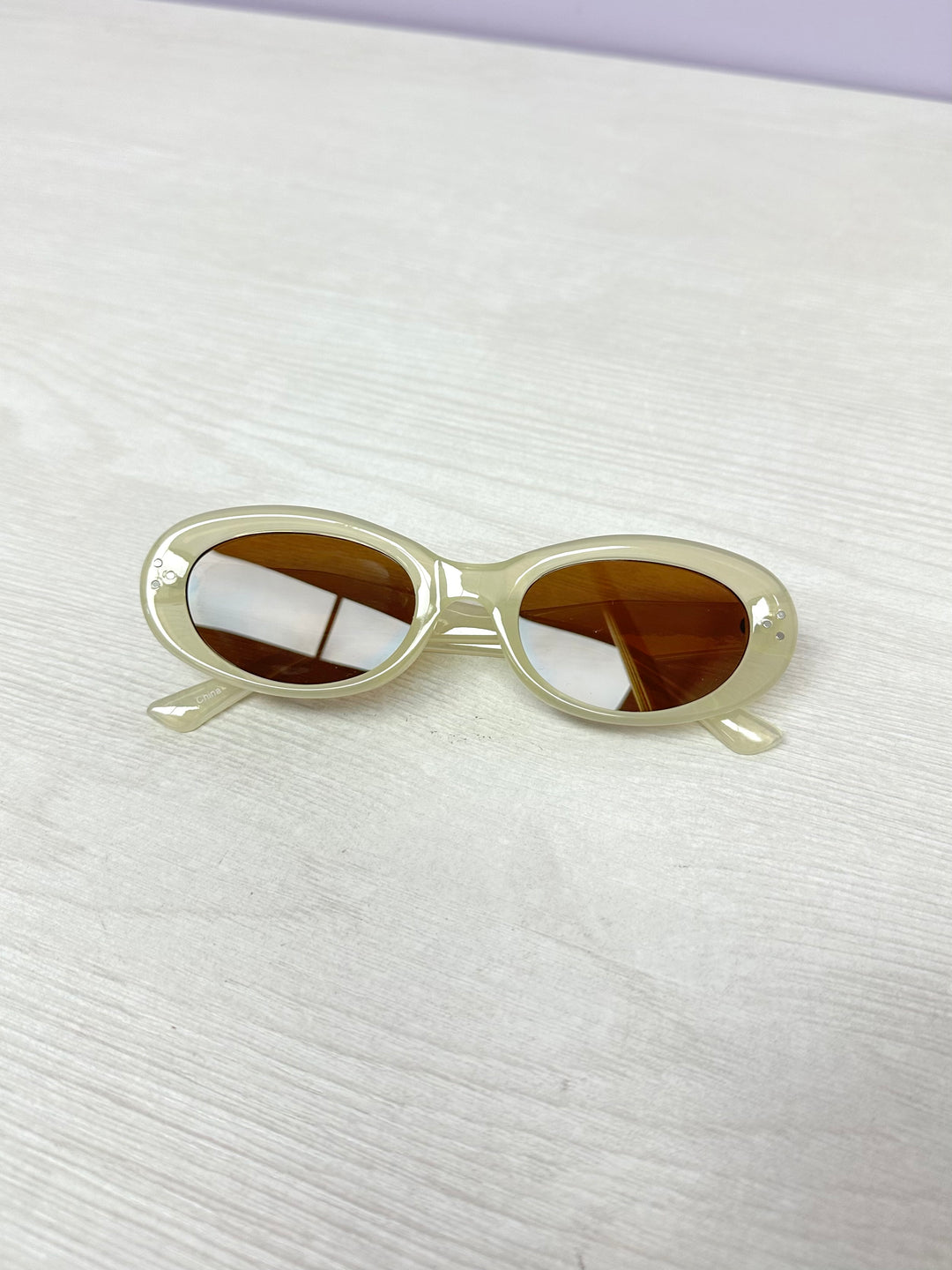 Lentes Paris Brown on Baby Ivory