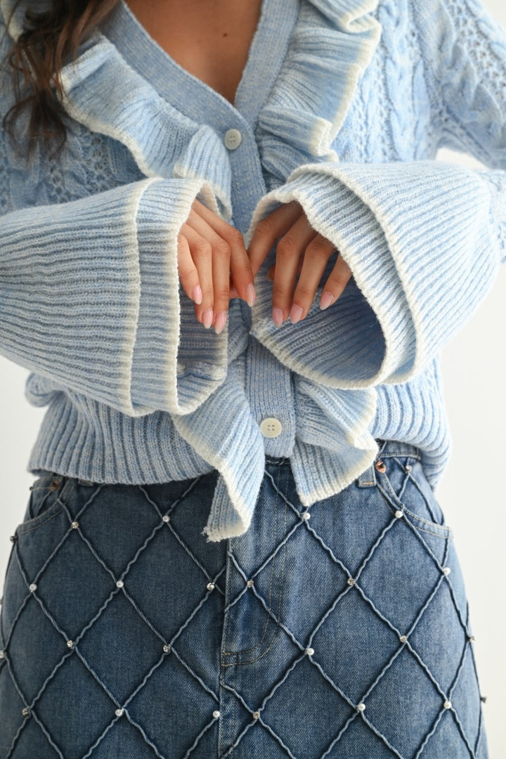 Sweater Lady Whistledown