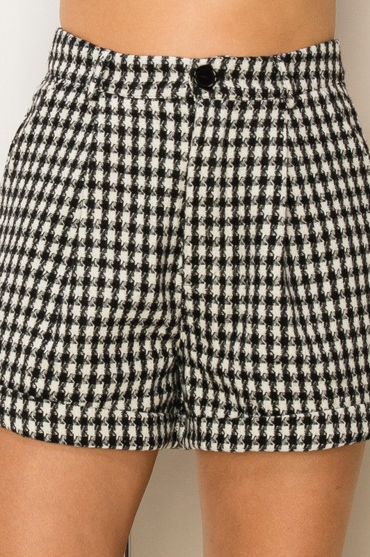 Short Corinne