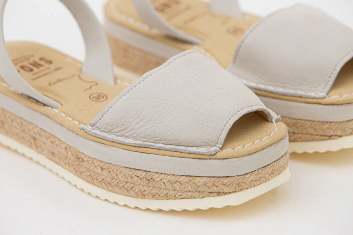 Sandalias Bucarest Nobuck Hielo