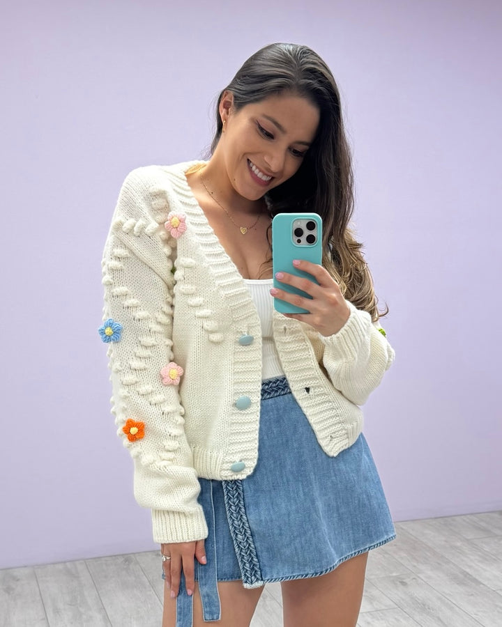Cardigan Puffy Daisies