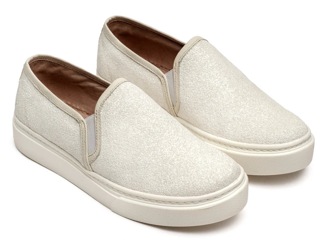 Oliva Tenis Bajos Escarcha Blanco