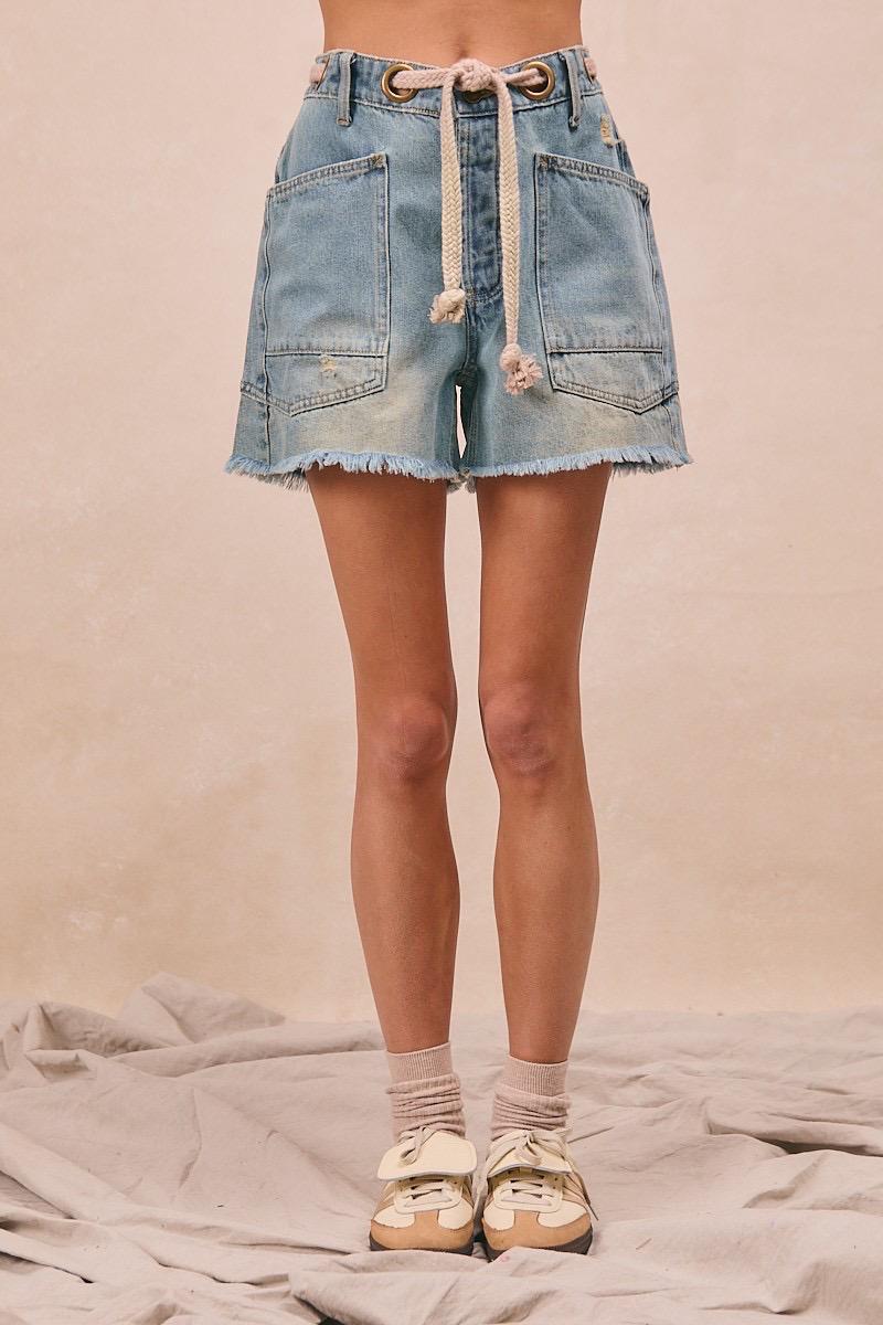 Short Victoria