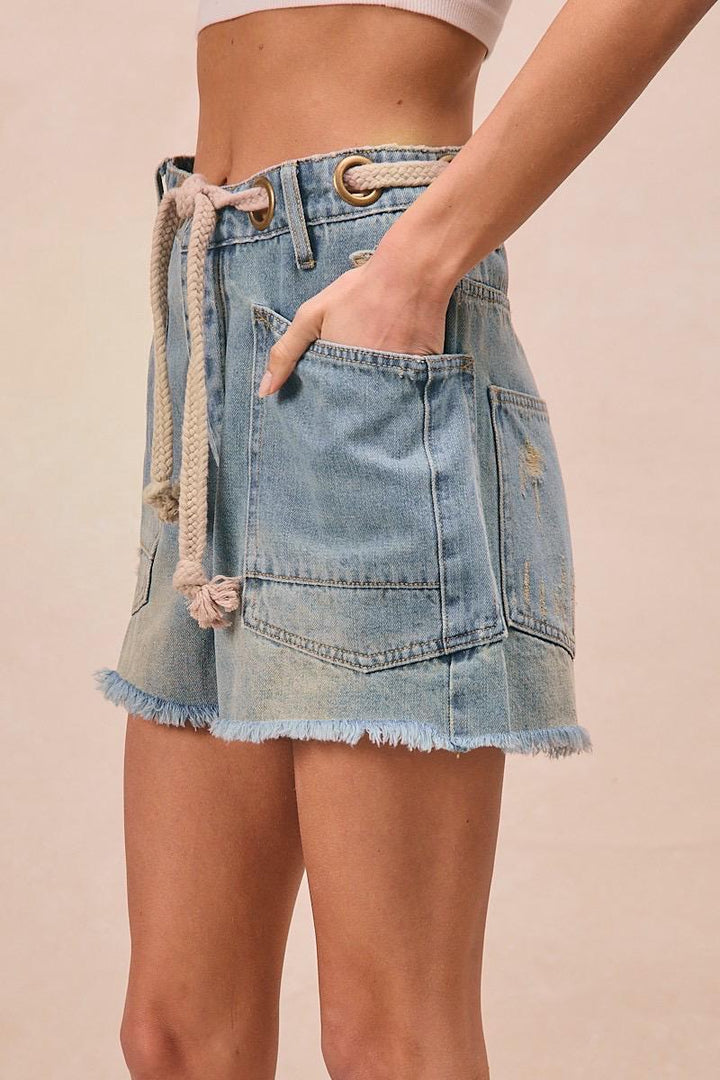 Short Victoria